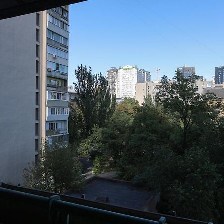 Квартира По Улице Большая Васильковская, 129 キエフ エクステリア 写真